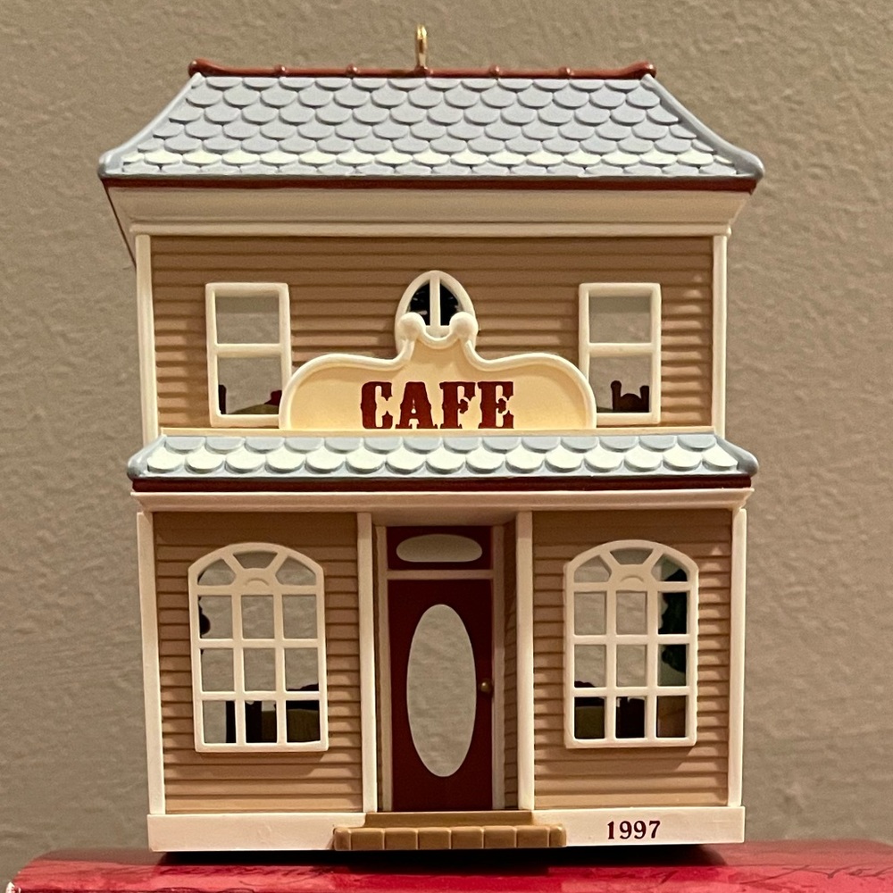 Cafe - Hallmarked Keepsake collectors edition ornament.